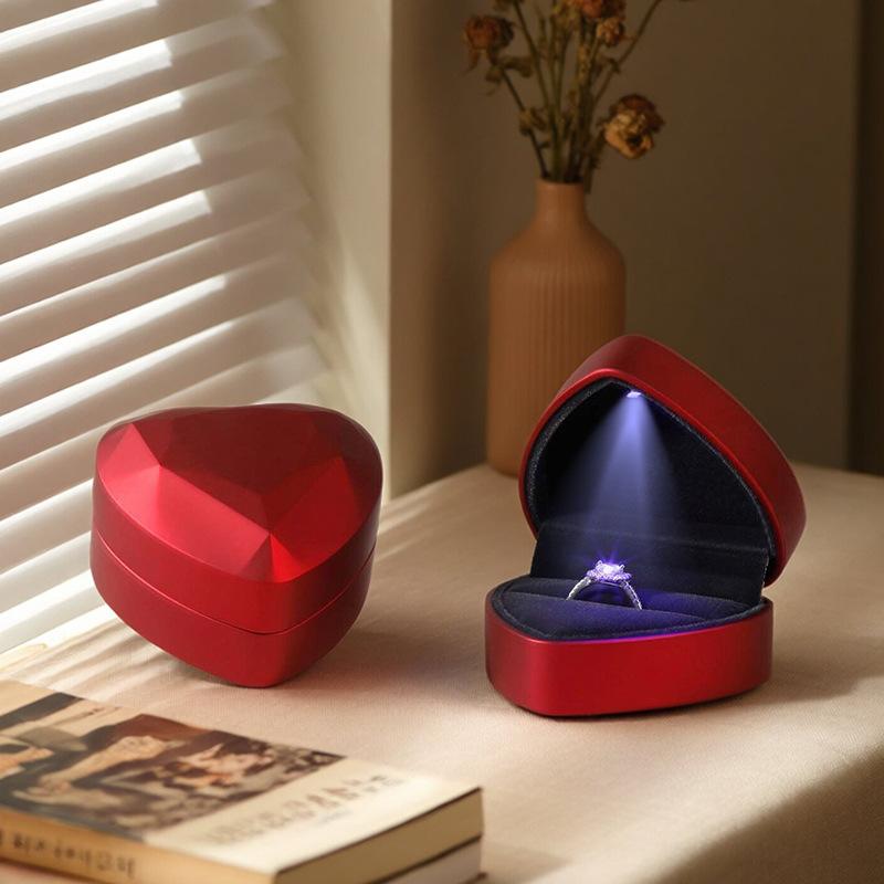 1 Buah Kotak Perhiasan LED Mew - Velvet Ring Box Led Light Proposal ulasan dan harga