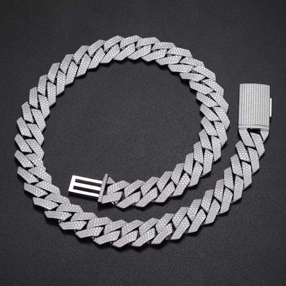 Perhiasan Mewah Bertabur Batu  - Moissanite Cuban Link Chain Iced Out ulasan dan harga