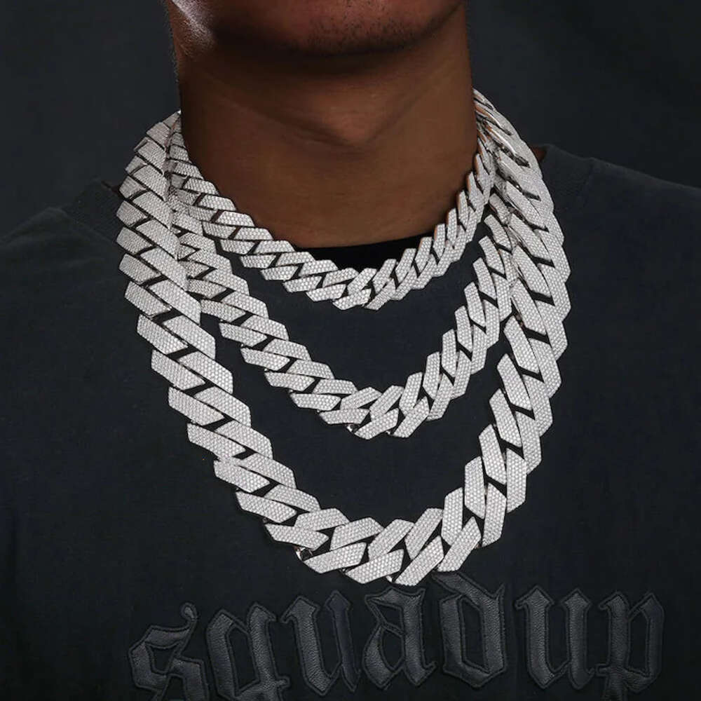 Perhiasan Mewah Bertabur Batu  - Moissanite Cuban Link Chain Iced Out ulasan dan harga