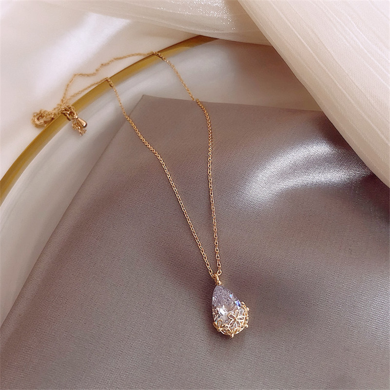 Liontin Berlian Lab Tetesan Ai - Moissanite Pendant Necklace Solitaire ulasan dan harga